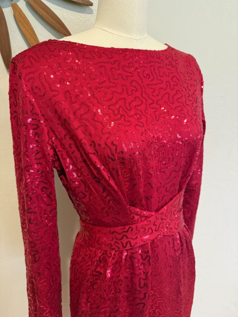 XL | Tatyana Red Sequin Cocktail Dress - Picture 3 of 4